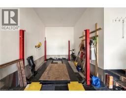 18 GATEWAY Avenue - 38