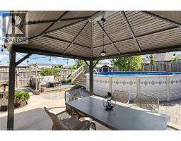 18 GATEWAY Avenue - 45
