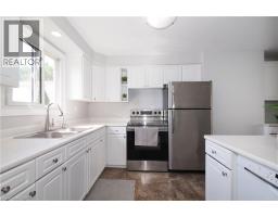 165 GREEN VALLEY Drive UnitNo. 69 - 10