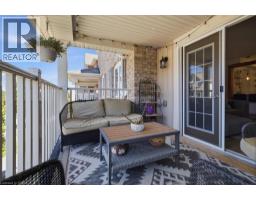 12 HISCOTT Drive - 17