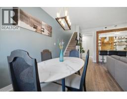 12 HISCOTT Drive - 22