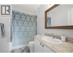 12 HISCOTT Drive - 32