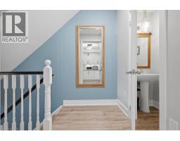 12 HISCOTT Drive - 8