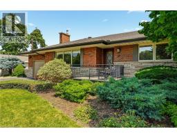 27 BRENTWOOD Drive - 2