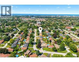 27 BRENTWOOD Drive - 49