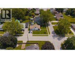 605 INKERMAN Street E - 4