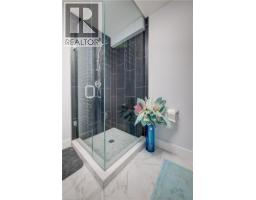 10 ISHERWOOD Avenue UnitNo. 18 - 24