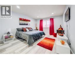10 ISHERWOOD Avenue UnitNo. 18 - 25
