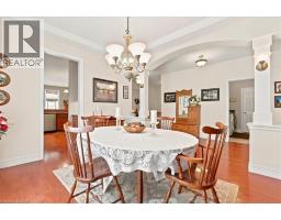 215 TERRACE WOOD Crescent - 10