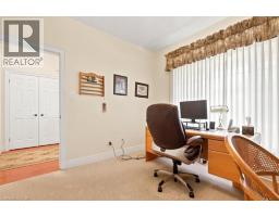 215 TERRACE WOOD Crescent - 20