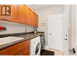 215 TERRACE WOOD Crescent - 21