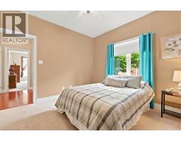 215 TERRACE WOOD Crescent - 28