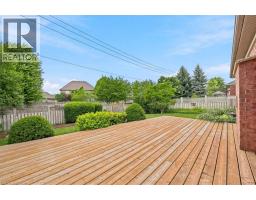 215 TERRACE WOOD Crescent - 34