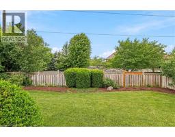 215 TERRACE WOOD Crescent - 36