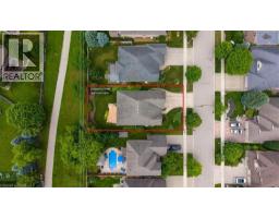 215 TERRACE WOOD Crescent - 48