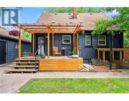 83 DEVON Road - 11
