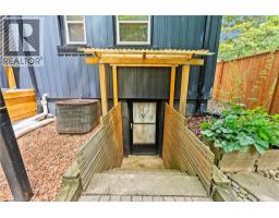83 DEVON Road - 12
