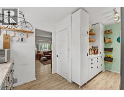 83 DEVON Road - 21