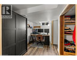 83 DEVON Road - 37