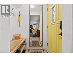 83 DEVON Road - 40