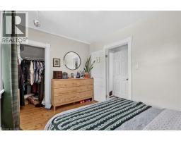 111 MAIN Street W - 10