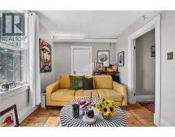 111 MAIN Street W - 18