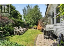 111 MAIN Street W - 42