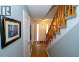 24 WALKER Court - 19