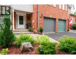 24 WALKER Court - 3