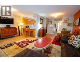 24 WALKER Court - 9