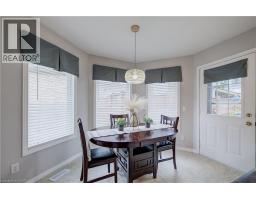 27 CHANDOS Drive - 12