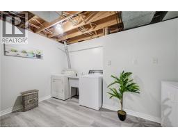 27 CHANDOS Drive - 38