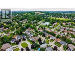 27 CHANDOS Drive - 45