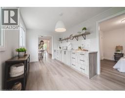 11 BROADVIEW Avenue - 19