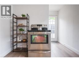 11 BROADVIEW Avenue - 23
