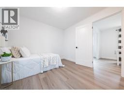 11 BROADVIEW Avenue - 25