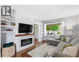 439 WESTMINSTER Drive S - 4