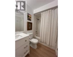2737 KING Street E UnitNo. 72 - 26