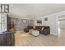 29 WOODLAND Drive - 11