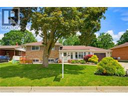 29 WOODLAND Drive - 3