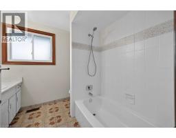 122 GLEN FOREST Drive - 24