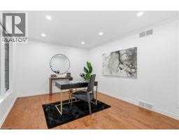 292 THORNCREST Drive - 10