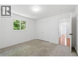 292 THORNCREST Drive - 32