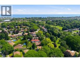 33 DEBORA Drive - 40