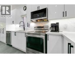 33 PANORAMA Way - 15