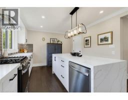365 COSBURN Crescent - 16