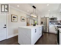 365 COSBURN Crescent - 17