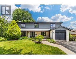 365 COSBURN Crescent - 2