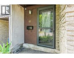 80 OLD COUNTRY Drive UnitNo. 41 - 3