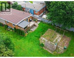 154 LUSCOMBE Street - 32